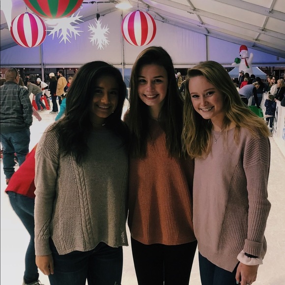 Meet your Posher, Ellie - Picture 1 of 1